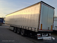 Schmitz Cargobull Curtainsider Standard Getränke 