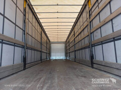Schmitz Cargobull Curtainsider Standard Getränke 