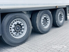 Schmitz Cargobull Tiefkühler Standard Doppelstock Trennwand 