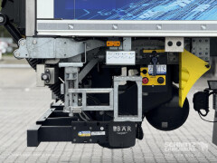 Schmitz Cargobull Tiefkühler Standard Trennwand Ladebordwand 