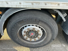 FRUEHAUF Semitrailer Dryfreight Standard Porte relevante 
