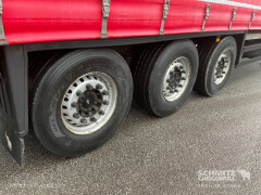 Schmitz Cargobull Curtainsider Standard Forklift holder 