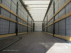 Schmitz Cargobull Semitrailer Curtainsider Standard Hayon 