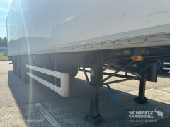 FRUEHAUF Semitrailer Dryfreight Standard Porte relevante 
