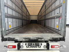 Schmitz Cargobull Curtainsider Standard Getränke 