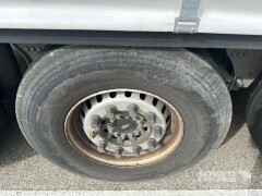 Schmitz Cargobull Semitrailer Curtainsider Standard Hayon 