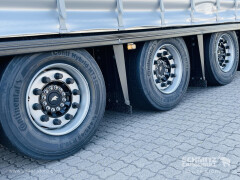 Schmitz Cargobull Curtainsider Mega Getränke 