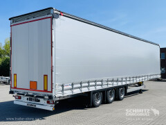 Schmitz Cargobull Curtainsider Mega Getränke 