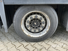 Schmitz Cargobull Curtainsider Mega 