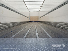 FRUEHAUF Semitrailer Dryfreight Standard Porte relevante 