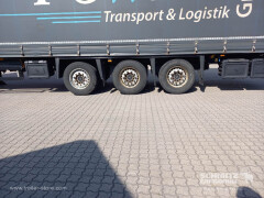 Schmitz Cargobull Curtainsider Coil 
