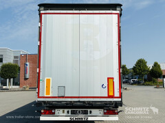 Schmitz Cargobull Curtainsider Mega Getränke 