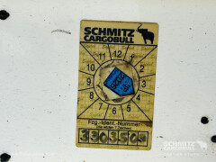Schmitz Cargobull Curtainsider Mega Getränke 