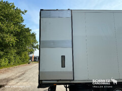 Schmitz Cargobull Reefer Meat hanging system 