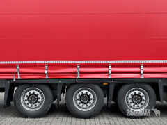 Schmitz Cargobull Curtainsider Mega 