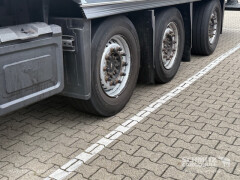Schmitz Cargobull Oplegger Vries Multitemp Taillift 