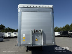 Schmitz Cargobull Curtainsider Standard Getränke 