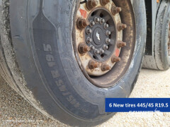 Schmitz Cargobull Curtainsider Mega 