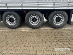 Schmitz Cargobull Curtainsider Standard 