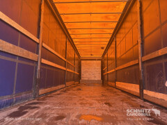 Schmitz Cargobull Curtainsider Standard 