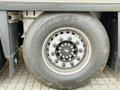 Schmitz Cargobull Tiefkühler Standard Doppelstock Trennwand Rolltor 