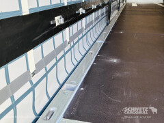 Schmitz Cargobull Curtainsider Mega Getränke 