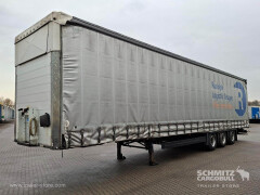 Schmitz Cargobull Curtainsider Mega Getränke 