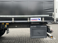 Schmitz Cargobull Curtainsider Standard Getränke 