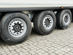 Schmitz Cargobull Tiefkühler Standard Doppelstock Trennwand 