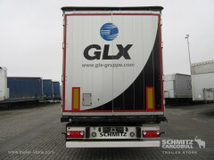 Schmitz Cargobull Curtainsider Standard Getränke 