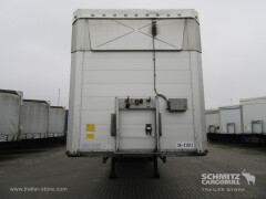Schmitz Cargobull Curtainsider Standard Getränke 