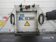 Schmitz Cargobull Curtainsider Mega Getränke 