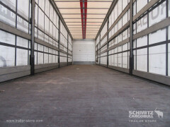Schmitz Cargobull Curtainsider Standard Getränke 