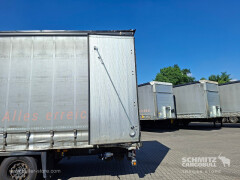Schmitz Cargobull Curtainsider Coil Getränke 