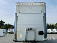 Schmitz Cargobull Curtainsider Coil Getränke 