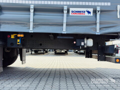 Schmitz Cargobull Curtainsider Mega Getränke 