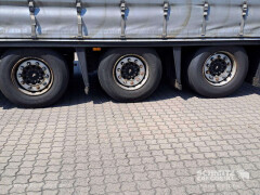 Schmitz Cargobull Curtainsider Mega Getränke 