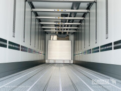 Schmitz Cargobull Tiefkühler Standard Doppelstock Trennwand 