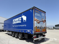 Schmitz Cargobull Curtainsider Standard 