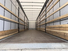 Schmitz Cargobull Curtainsider Standard 