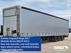 Schmitz Cargobull Curtainsider Mega 