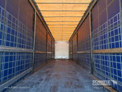 Schmitz Cargobull Curtainsider Mega Getränke 